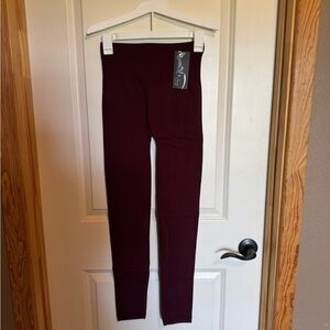 Sofia Women FREE SIZE Burgundy fleeced Leggings